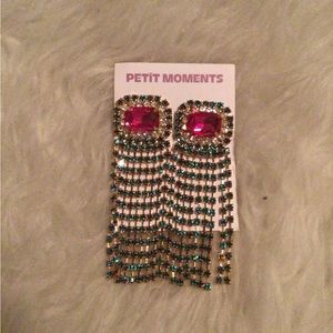 NEW! Petit Moments cascade earrings